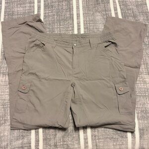 The North Face woman’s gray convertible cargo hiking pants NWOT
